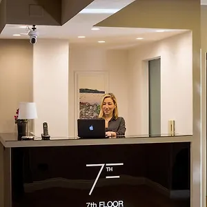 7th Floor *** Νάπολη